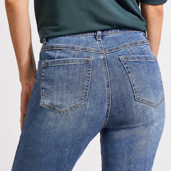 Essential Jeans - Picture 3 of 4